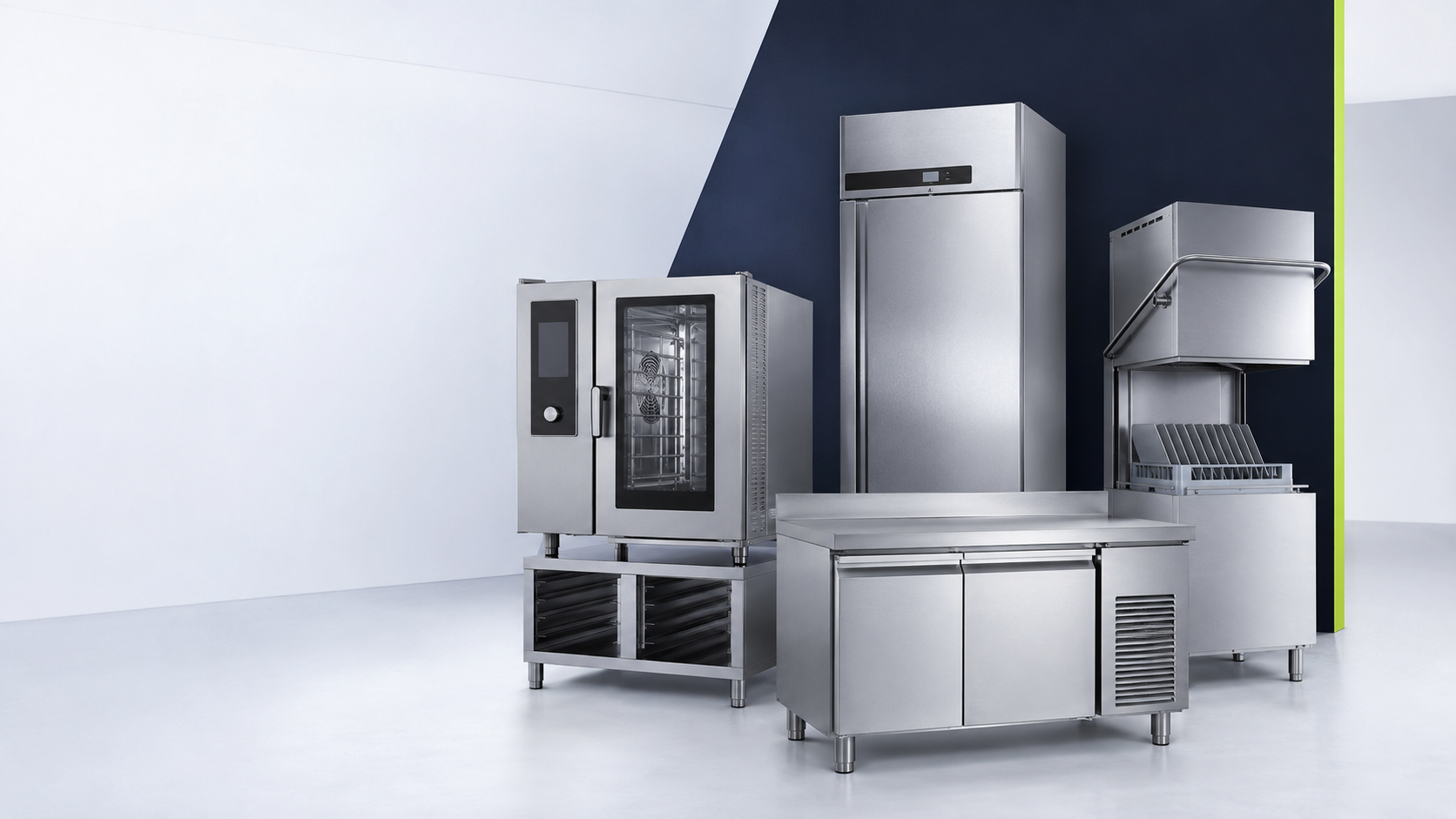Forno, frigorifero e lavastoviglie professionali in acciaio